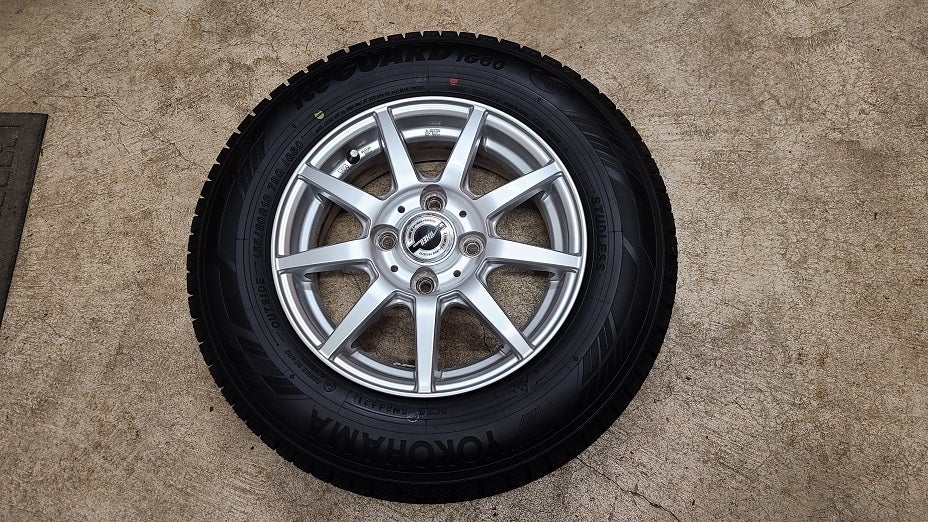 南大阪 引取希望 ハスラー グッドイヤー13インチ タイヤ・ホイールセット ハスラーにスタッドレスタイヤを