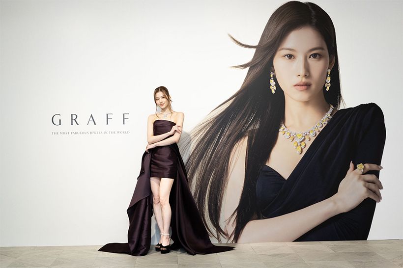 TWICE SANA サナ× GRAFF TWICEのSANA、総額70億以上のジュエリーを着け