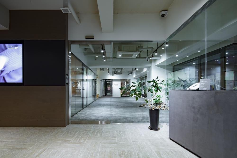 PORTAL POINT EbisuWORKS株式会社グリーンディスプレイ植物を用いてオフィスや商空間をグリーン溢れる空間にデザイン