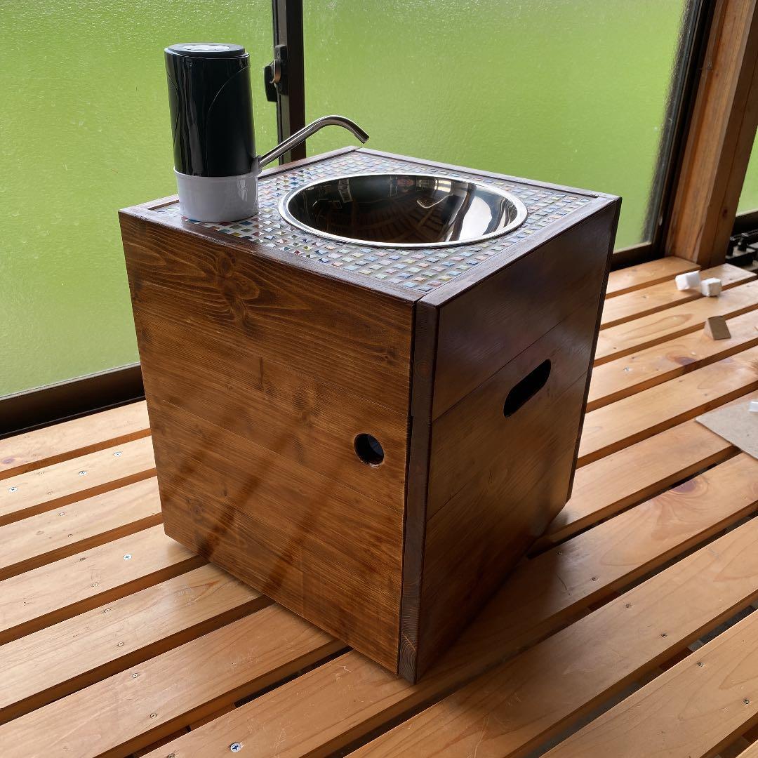 Kelty Camp Galley デラックス キャンプキッチン整理キット 深いポケット ペーパータオルホル Mr Quick ミスタークイックSKPB-2114 ワンタッチPBテント 避難所用プライベートルームテント 屋根有り210×210×H140cm メーカー直送品同梱 代引き不可 震災 災害 防災