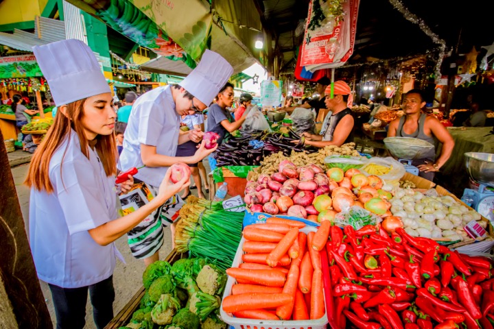 カルボン・マーケットって？セブ島最大のローカル市場の楽しみ方を解説セブイクマガジンセブ島観光