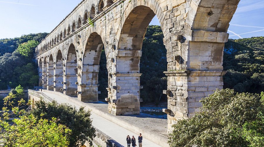 ポン・デュ・ガール ローマの水道橋- 世界遺産を学ぶ