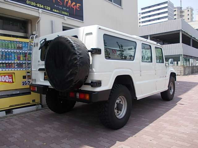 トミカNo.96 トヨタ 自衛隊 高機動車 初回特別仕様&通常品- メルカリ