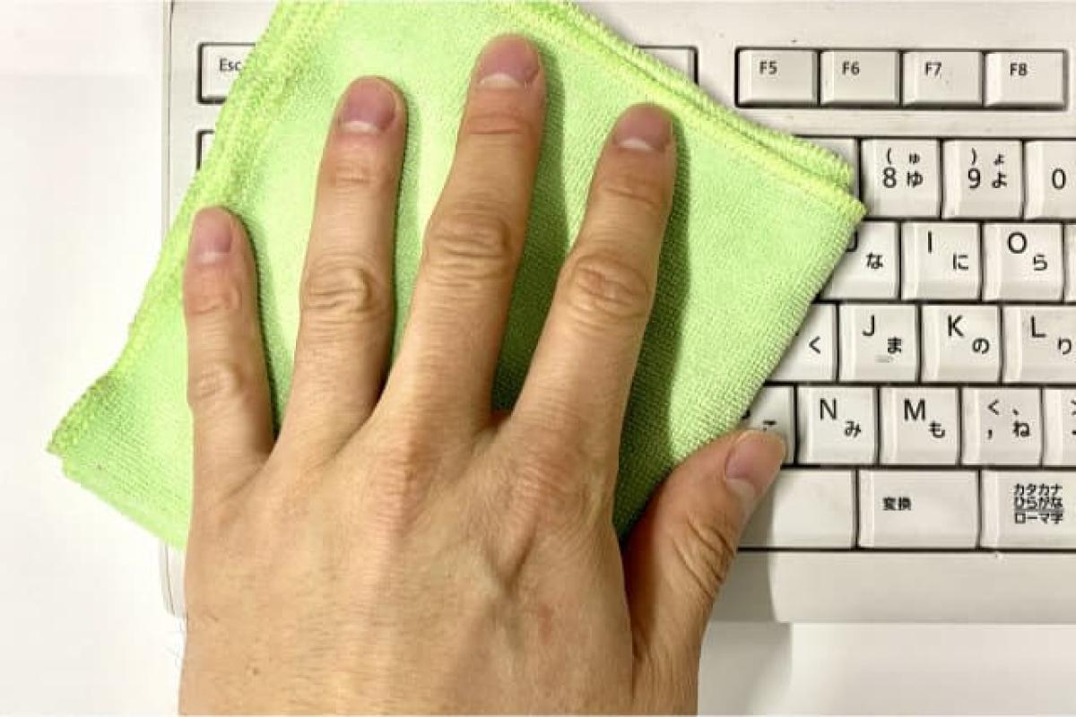 パソコンキーボードの手垢掃除油汚れや皮脂汚れ・黄ばみの落とし方は？ 予防も ランク王