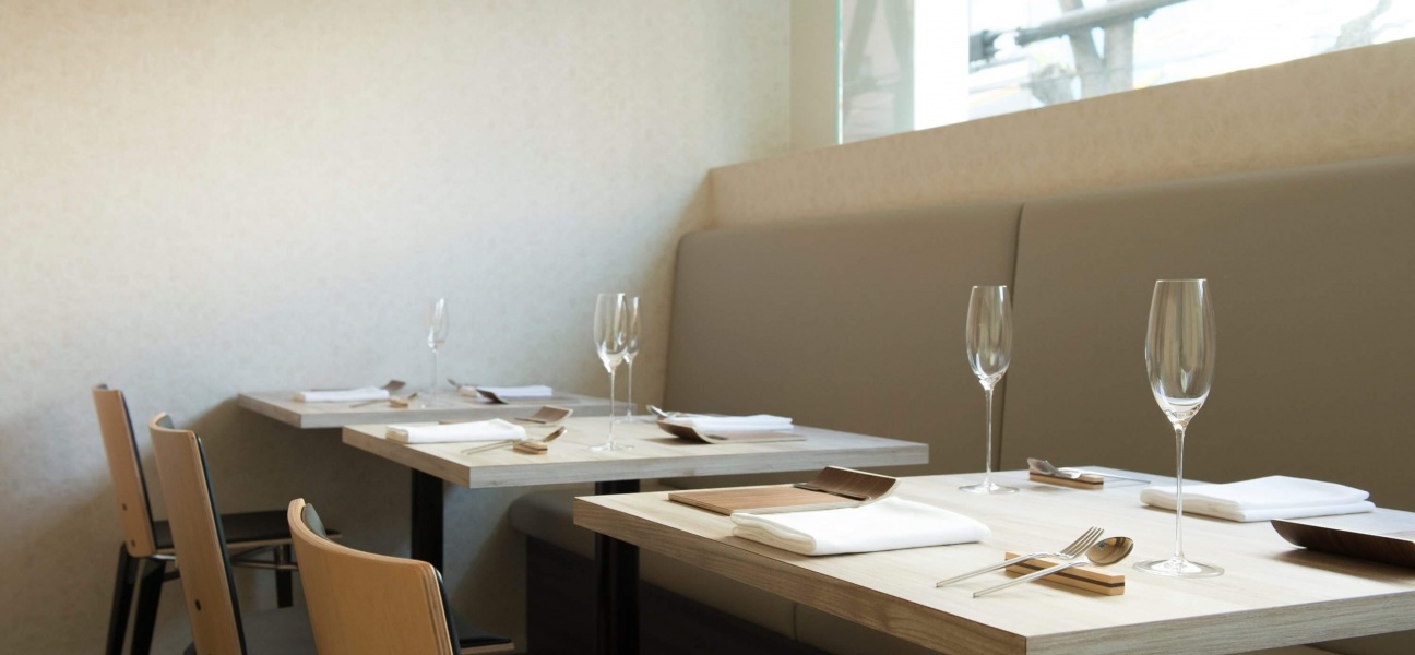 代官山 ミシュラン2022掲載 サンプリシテ 特産品ランチ・ディナー共通コース 3名様 1年間有効お店でふるなび美食体験FN-Gourmet363309佐賀県唐津市ふるさと納税サイト「ふるなび」