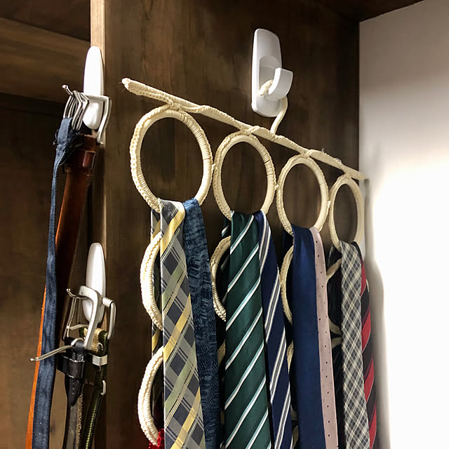 セリア ネクベルハンガーって知ってる？気になる使い勝手をレビューママリ