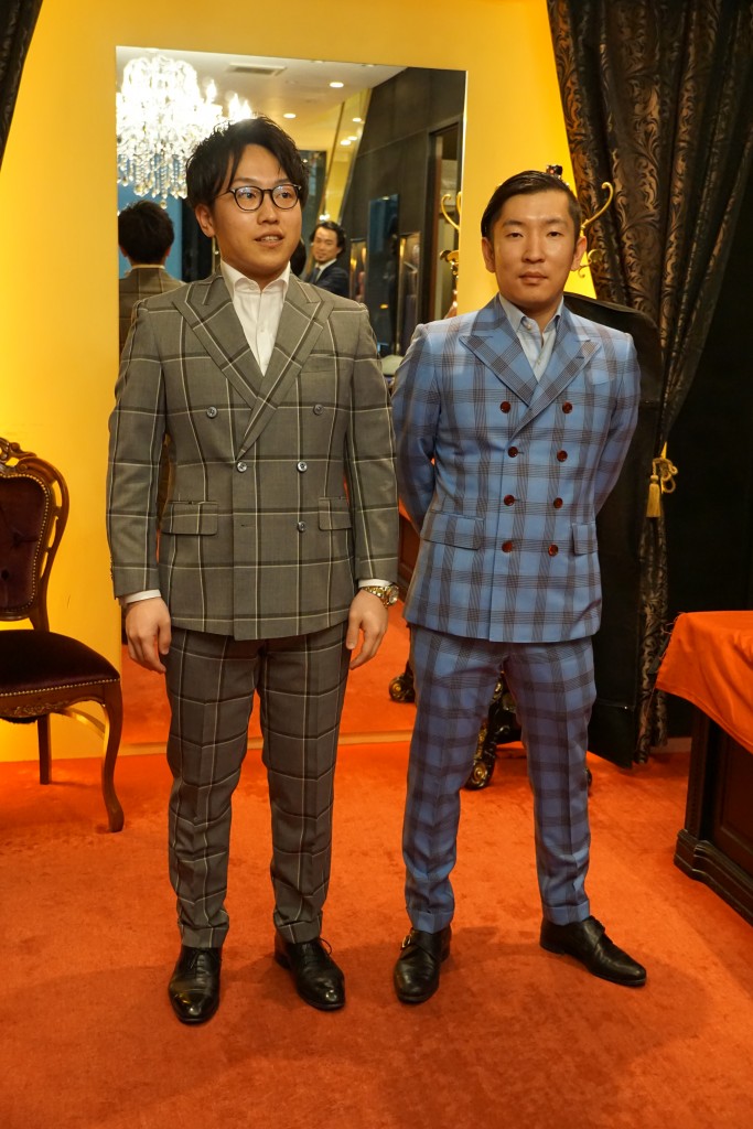 ダブルスーツの魅力を解説！選び方やコーディネート方法を紹介スーツ事典