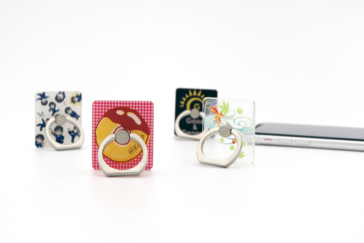 オリジナルスマホリングが作れるおすすめ8選！1個から安く作成できるサービスを紹介ぴたナビ