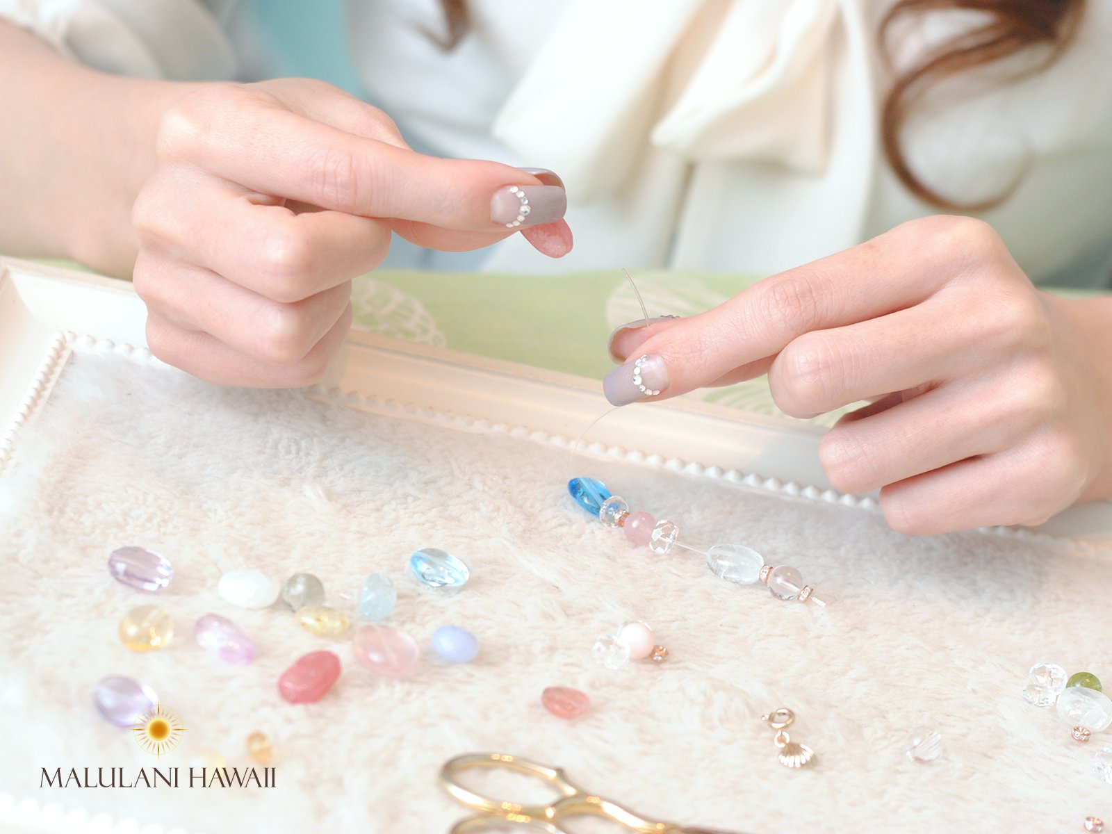 パワーストーン専門店 Kiriri の店長ブログ:ブレスレットのゴムの結び方結び目無しの加工について