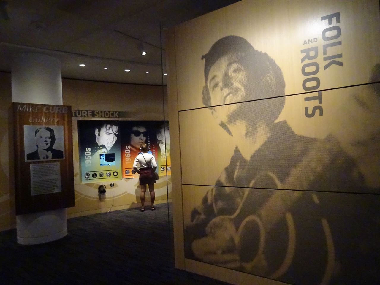 ロサンゼルス⑯グラミー博物館～特別展はHYBE外銀シングルマザーの東京Life