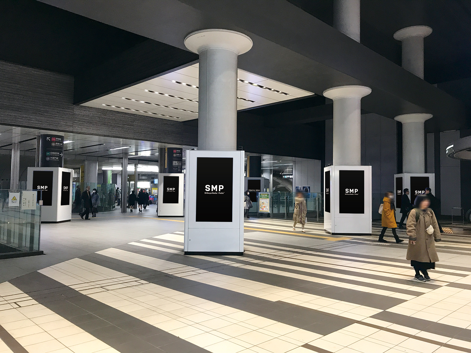 改札前の写真素材写真素材なら「写真AC」無料 フリー ダウンロードOK