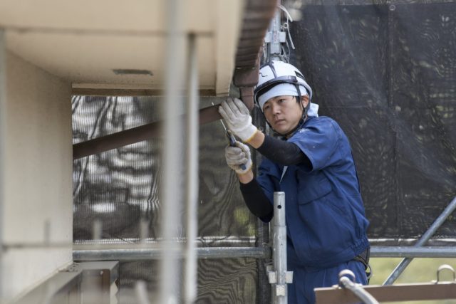 トタン屋根の修理にかかる費用と方法 - 修理業者選び屋根修理なら テイガク