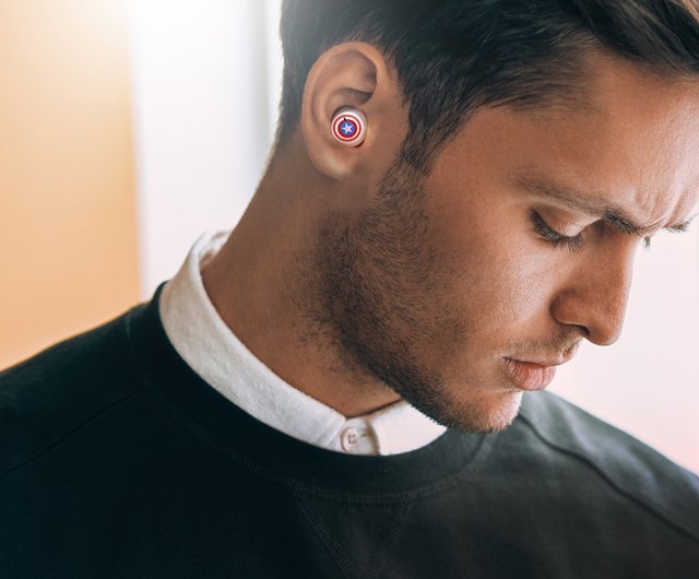 ラップトップ スーツ ノート コンピューター モニターを使用してヘッドセットを持った笑顔の実業家イラスト素材透過、PNGフリー画像ダウンロード -Pngtree