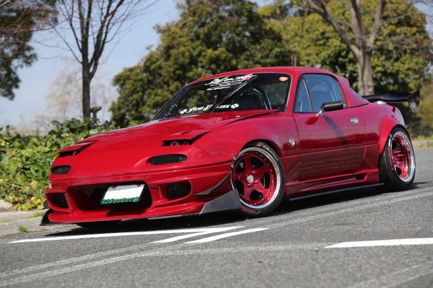 ユーノス ロードスター マツダ 全塗装 オールペン ホイール塗装 稲美町 播磨町 加古川市 明石市 神戸市西区 傷へこみ直し 板金修理 塗装 中古車販売ドレスアップ カスタム 取付 加工 車検 ガラスコーティングお任せください グーネットピット