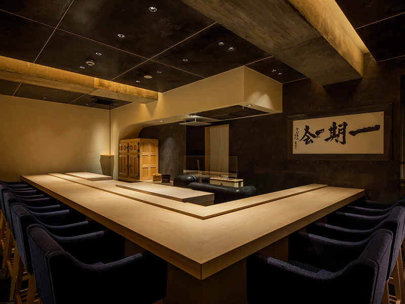 居酒屋の内装工事費用はどのくらい？相場や内訳・おしゃれのコツについて解説