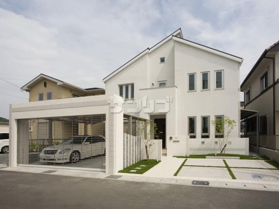 スタイリッシュなガレージ広島市エクステリア・外構モダンハウジング