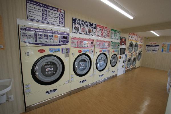福岡県のコインランドリー：せんたくらんどきれいくん - コインランドリー店舗詳細エレクトロラックス・プロフェッショナル