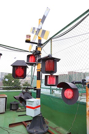 環七と世田谷線 電車も信号待ちをする 環七と世田谷線の関係東急・東急電鉄公式サイト