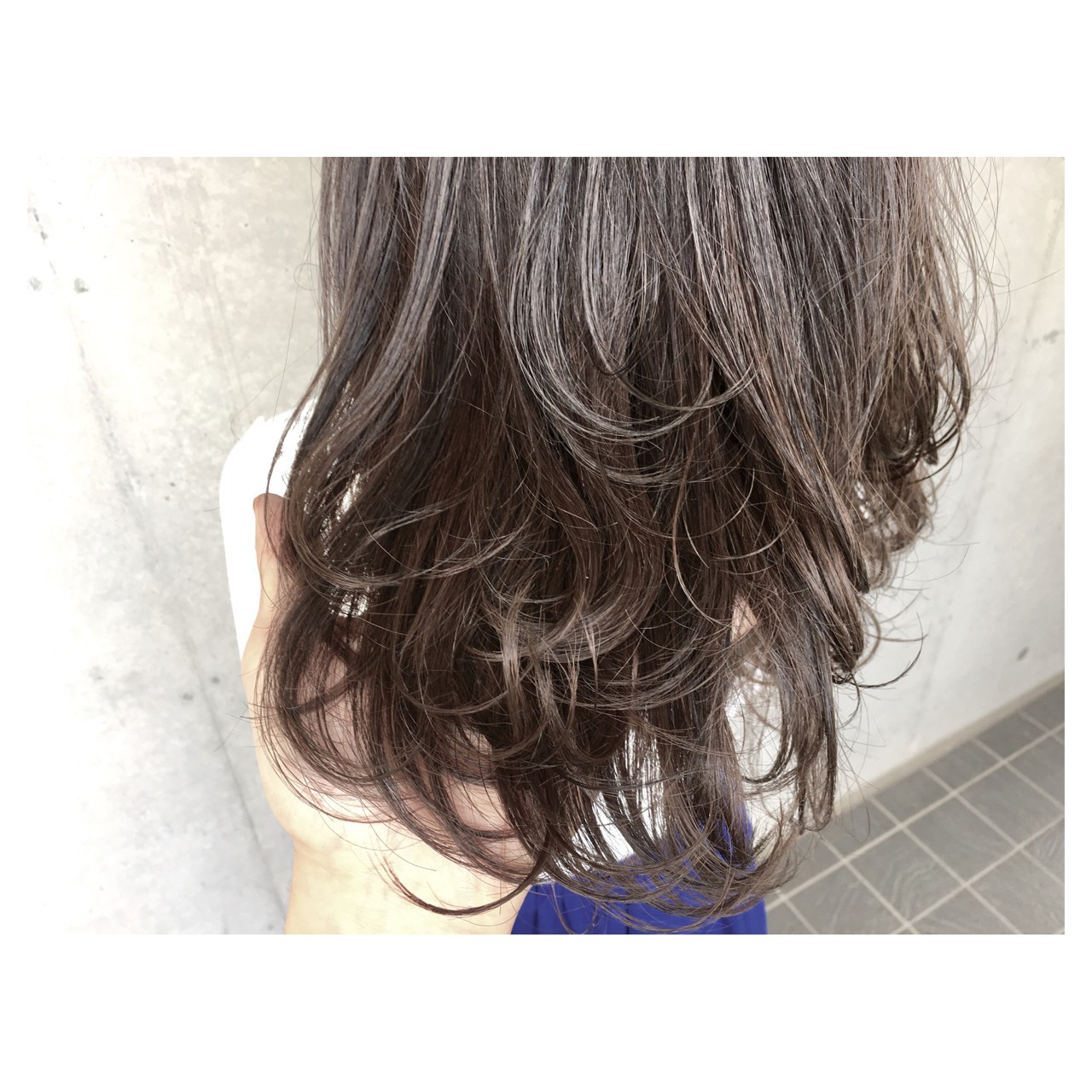 トレンドのローライトは嬉しいメリット満載！ハイライトとの違いやおすすめの入れ方を紹介styleLog スタイルログ