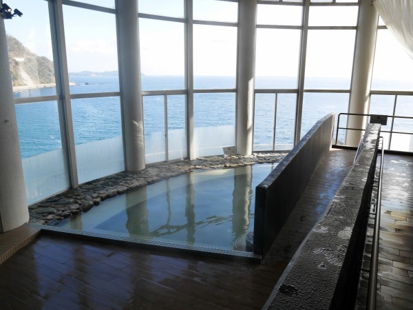 眺望VS快適性 水葉亭の本館・別館の違い完全ガイド！賢い選択術旅テラス