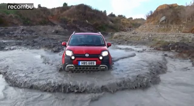 フィアット・パンダ・クロス・ハイブリッド・ローンチ・エディションAUTOCAR JAPAN