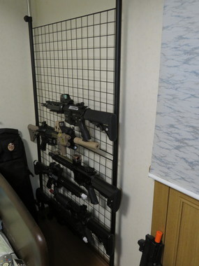 オトナもオモチャ 主に電動ガン、ガスガン、モデルガンのレビュー : 自作！ライフル用ガンラックgun rack for rifle