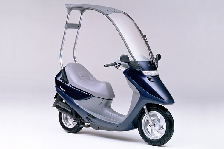 屋根付きバイクの選び方は？メリットやデメリットとおすすめ人気車種を紹介！Bike Life Labバイク王