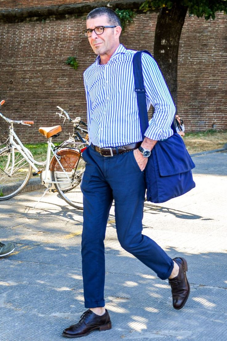 メンズのオフィスカジュアルにおすすめのコーデ28選春夏秋冬・年齢別のおすすめコーデと着こなしのコツ - UAコラム UA COLUMNSユナイテッドアローズ公式通販 – UNITED ARROWS ONLINE