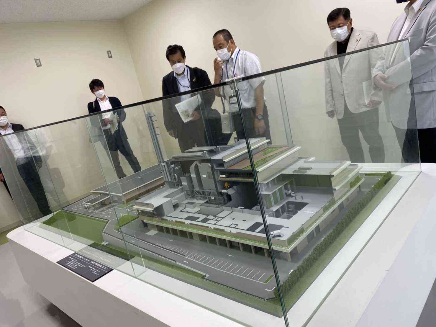 写真で見る工場見学 ～焼却施設～富士市新環境クリーンセンタ