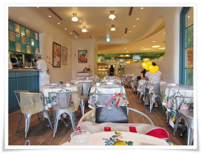 マチはキルアを胸筋で受け止めたから H×Hmakaroniki