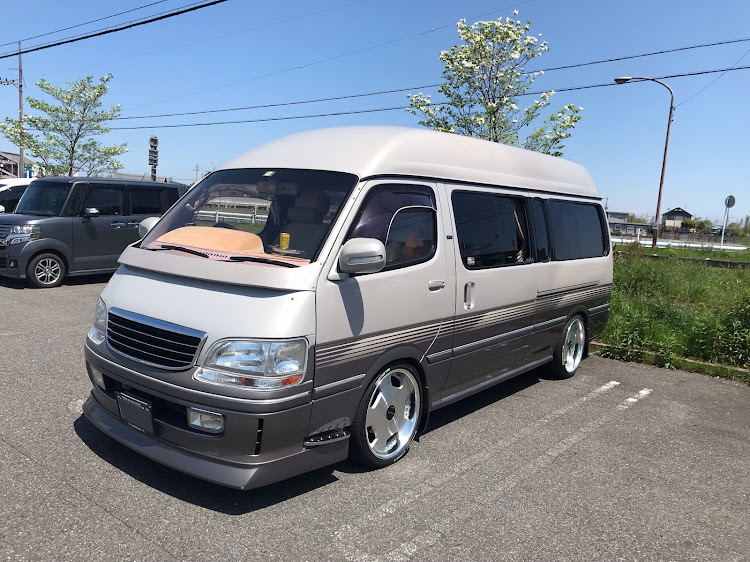 新品 ハイエース 100系シリーズ シュノーケル スノーケル エアロ