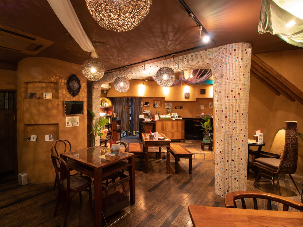 2025年最新！ 新宿のカフェで喫煙可能なおすすめ25店 - Rettyまとめ