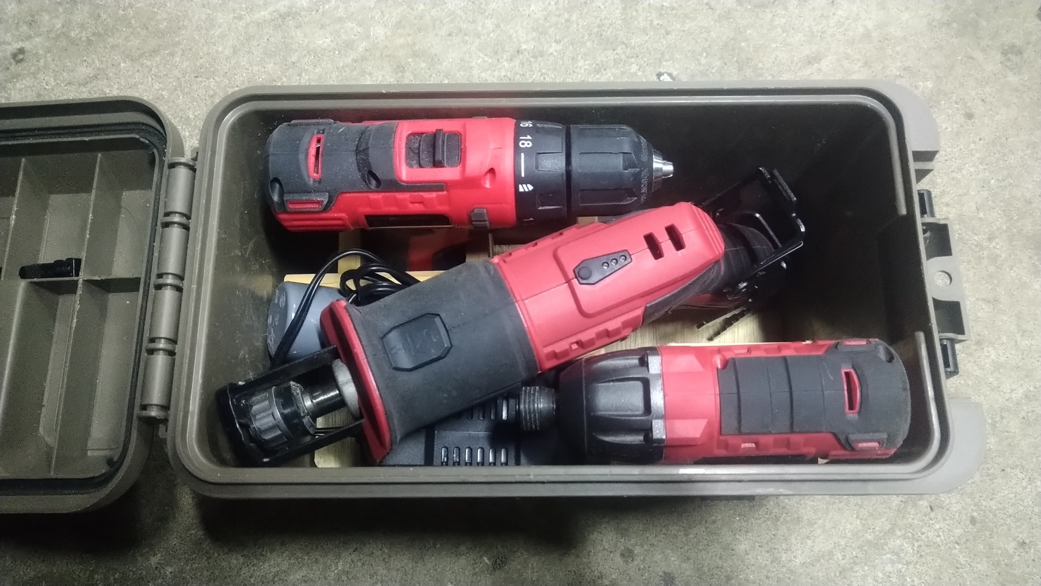 現場でもレジャーでも使える、卓越したボディ強度と充実の収納力 ツールボックス「MULTI CRUISERシリーズ」を新発売～2022年12月26日 月 より全国で順次、発売開始～工機ホールディングス株式会社のプレスリリース