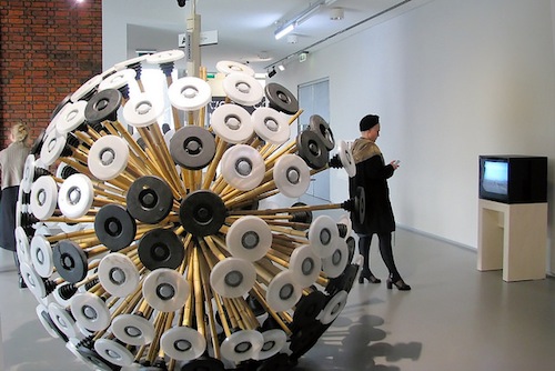 8.9万人のホーム画面覗いてみた〜꒰ঌ ⃔ ⌯' '⌯ ⃕໒꒱ ・ 文字での回答も写真での回答も沢山ありがとう♡⌒° × ̫ × °⌒♡ ホーム画面可愛いだけでマジでテンション上がるよねッ❕他にもこんなこだわりあるって言うのあればコメントで教えてね🌟 ・ ・ ※サムネ起用の方