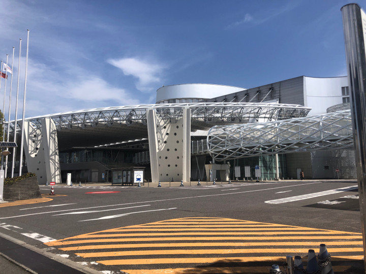 福島県郡山市 快晴の福島県産業交流館 ビッグパレットふくしま の写真素材107268640- PIXTA