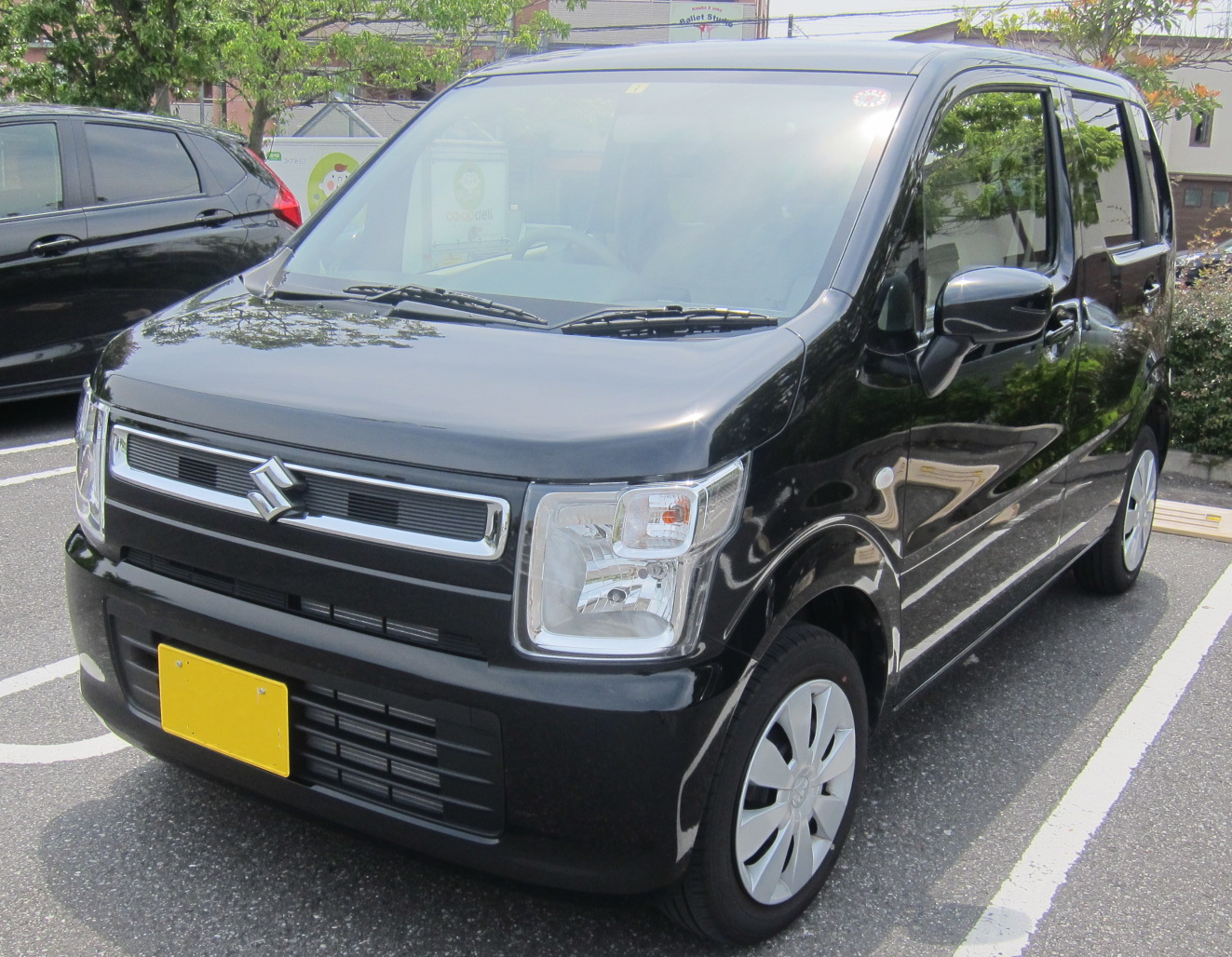 ビッグモーター「月に１、２回除草剤まいた」藤沢・平塚の店舗 幹部が神奈川県に報告 : 読売新聞