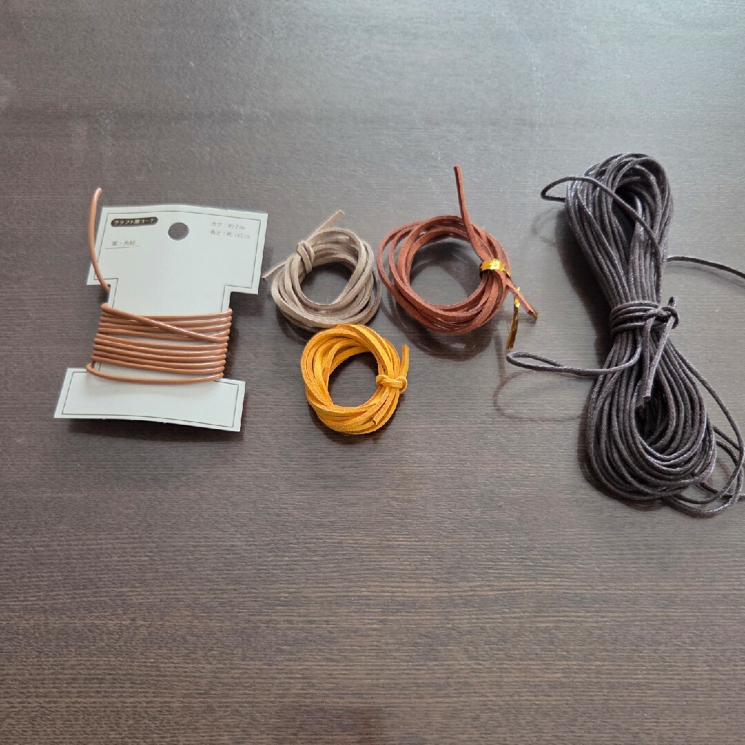 ダイソー 革紐 ネックレスTikTok