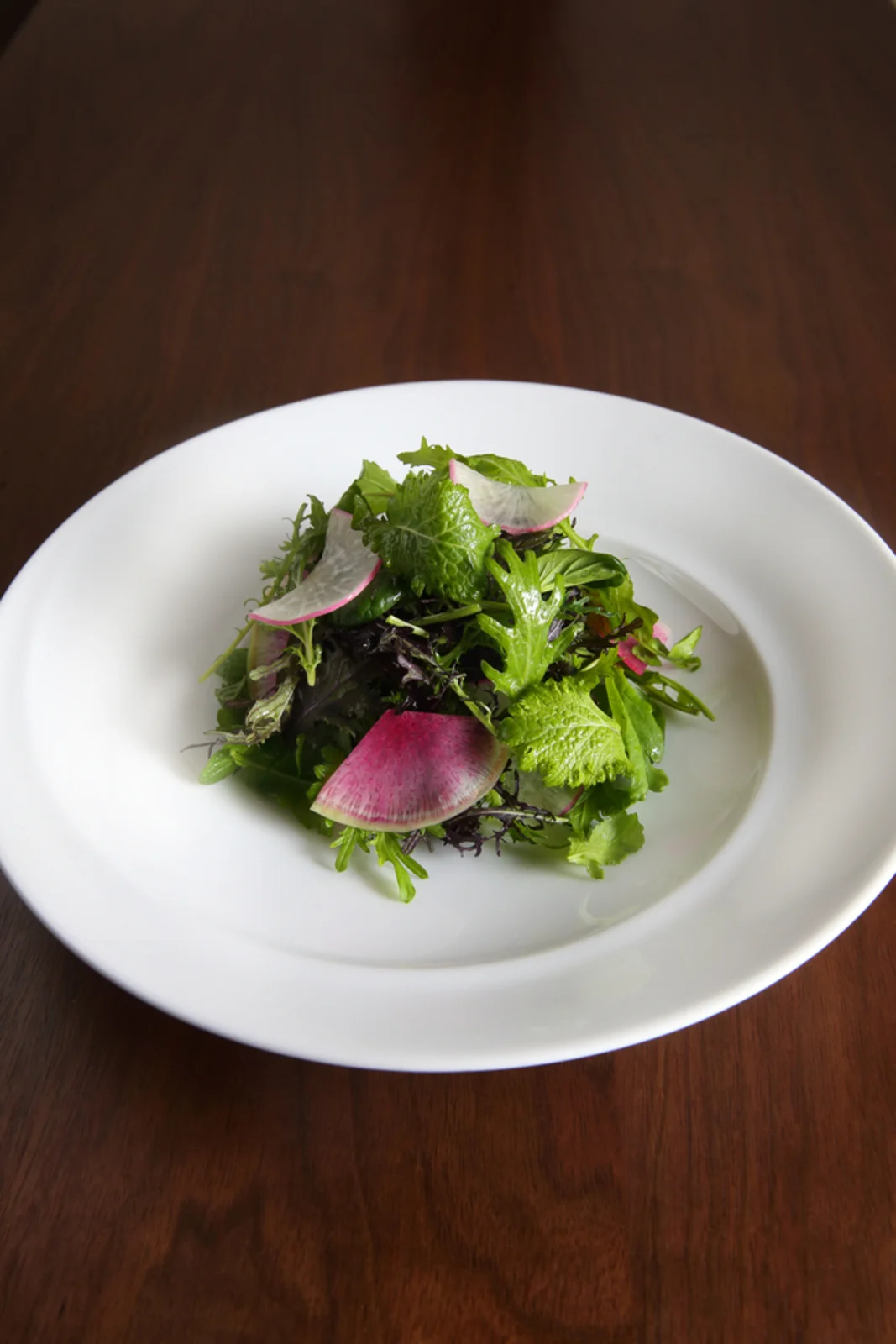 ロジウラリブレ博多中洲店 - こんばんは こちら「テッレデル・ノーチェ」 とにかくガブ飲みできちゃうぐらい飲みやすい白ワインです！！！ *@libre_rojiura @irodori_rojiura ・博多のおいしいよるごはん福岡博多中洲古民家ワインバーイタリアンビストロ