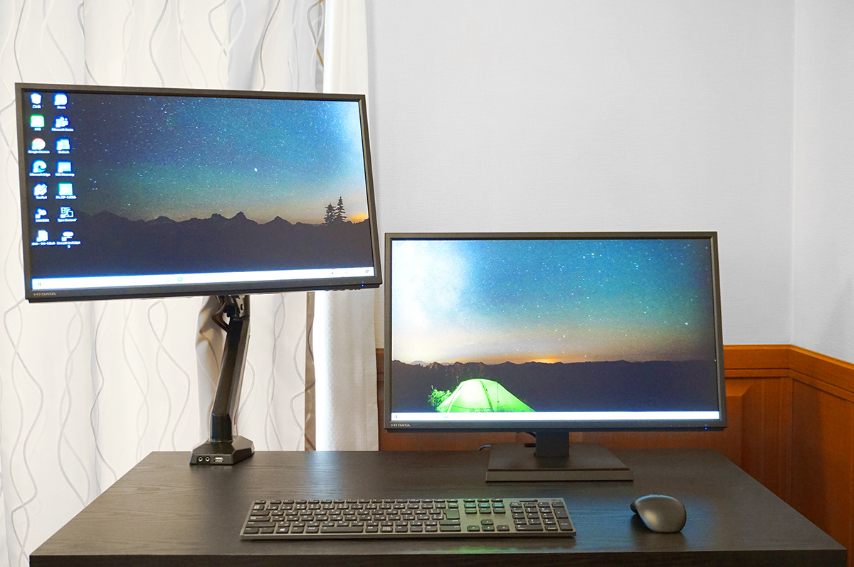 PCデスクの狭さをなんとかできるデスクボードの便利さに今更ながら気づいた話 - 週刊アスキ