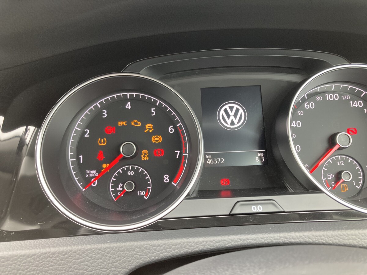 フォルクスワーゲン ポロ 6R DBA-6RCBZ エンジン警告灯点灯修理 イグニッショントランスフォーマー取替 作業事例輸入車修理専門店S-TECH carserviceエステックカーサービスベンツ・BMW・ジャガー・ポルシェなどの外車修理・鈑金塗装