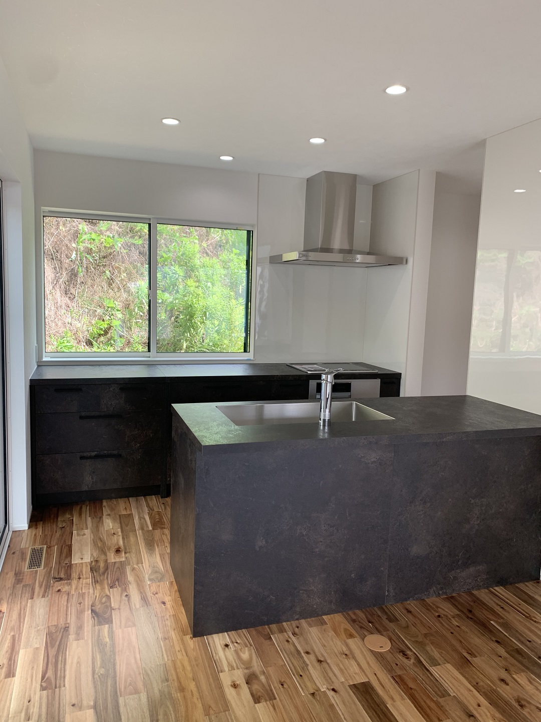 グラフテクト キッチンハウス ダイニングテーブル メルクリオ 新品