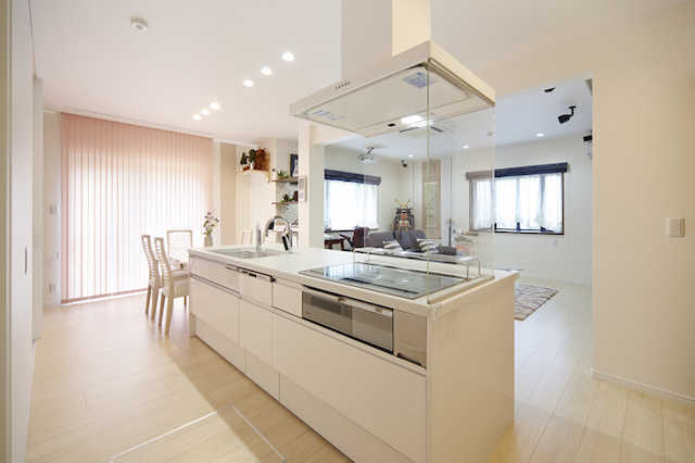 パナソニックのキッチン商品を使ったリフォーム事例 1ページ目 パナソニックを使ったリフォームはナサホーム