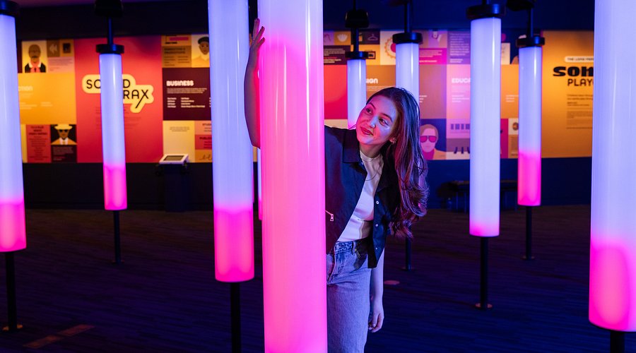 グラミー・ミュージアム®The Grammy Museum®Discount Admission With Go Los Angeles