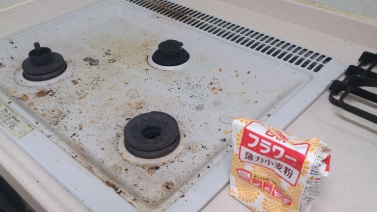 誰でもできる 超簡単な電子レンジ掃除方法汚れる原因や理由も確認しよう