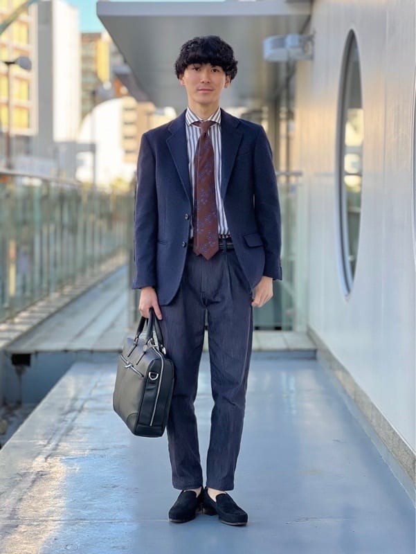 春夏メンズオフィスカジュアルの正解はこれ！大人の好印象コーデと着こなしのポイント全14スタイルリタリオリブロポータルサイト男性着こなし・メンズコーデリタリブリタリオリブロポータルサイト男性着こなし・メンズコーデリタリブ