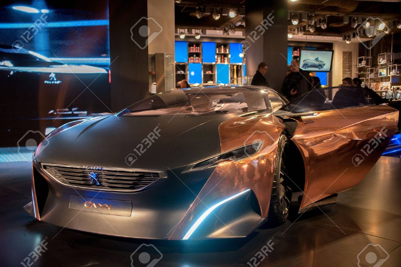 asahi.com 朝日新聞社 ：プジョーのコンセプトカー「ＢＢ１」は電気自動車 - プジョー創業２００周年イベントを写真で - 愛車