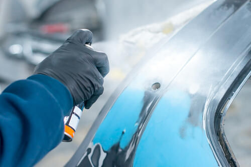 アウディQ5の板金塗装を行いました車のキズ・凹み修理は 株 ボーラーズにご相談ください