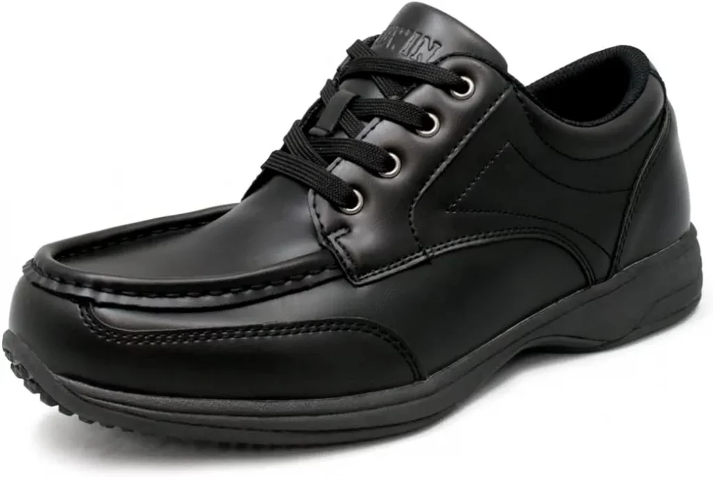 足が疲れにくいスニーカーのおすすめ18選！立ち仕事にも使えるおしゃれなデザインクラシル比較