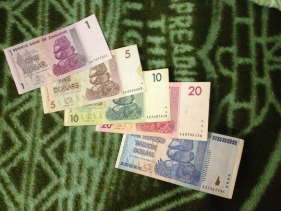 米ドル円相場 仲値 推移グラフ 短期・長期七十七銀行