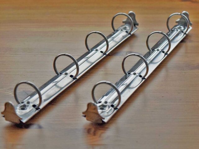 楽天市場 ファイル綴じる金具の通販